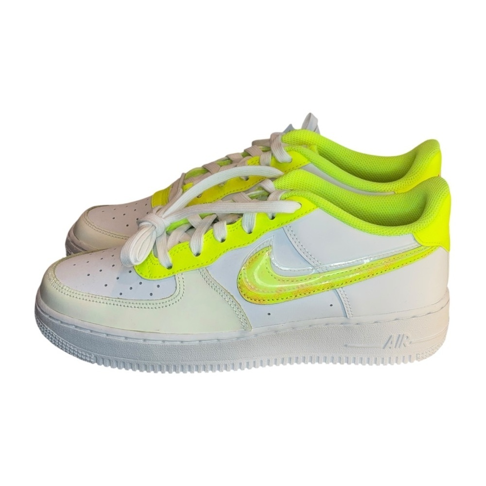 Nike Air Force 1 Low LV8 GS White Volt Pink Size Women’s 8/Youth 6.5 NWT💚 - Picture 4 of 6